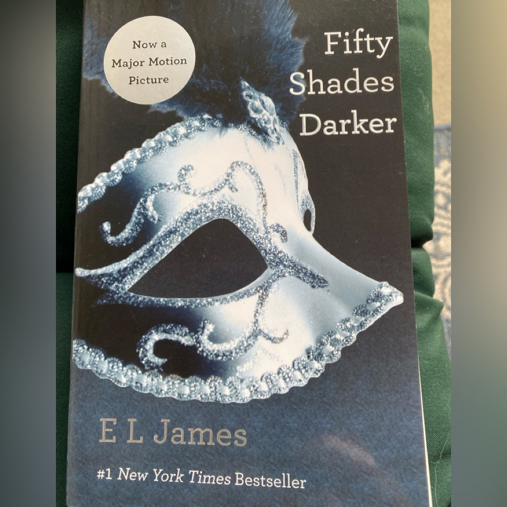 Fifty
Shades
Darker EL James